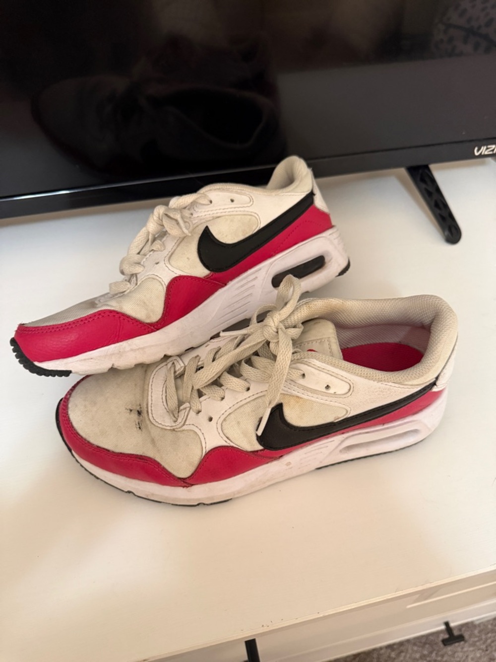 Nike Kids White, Pink & Black Low-Top Sneakers